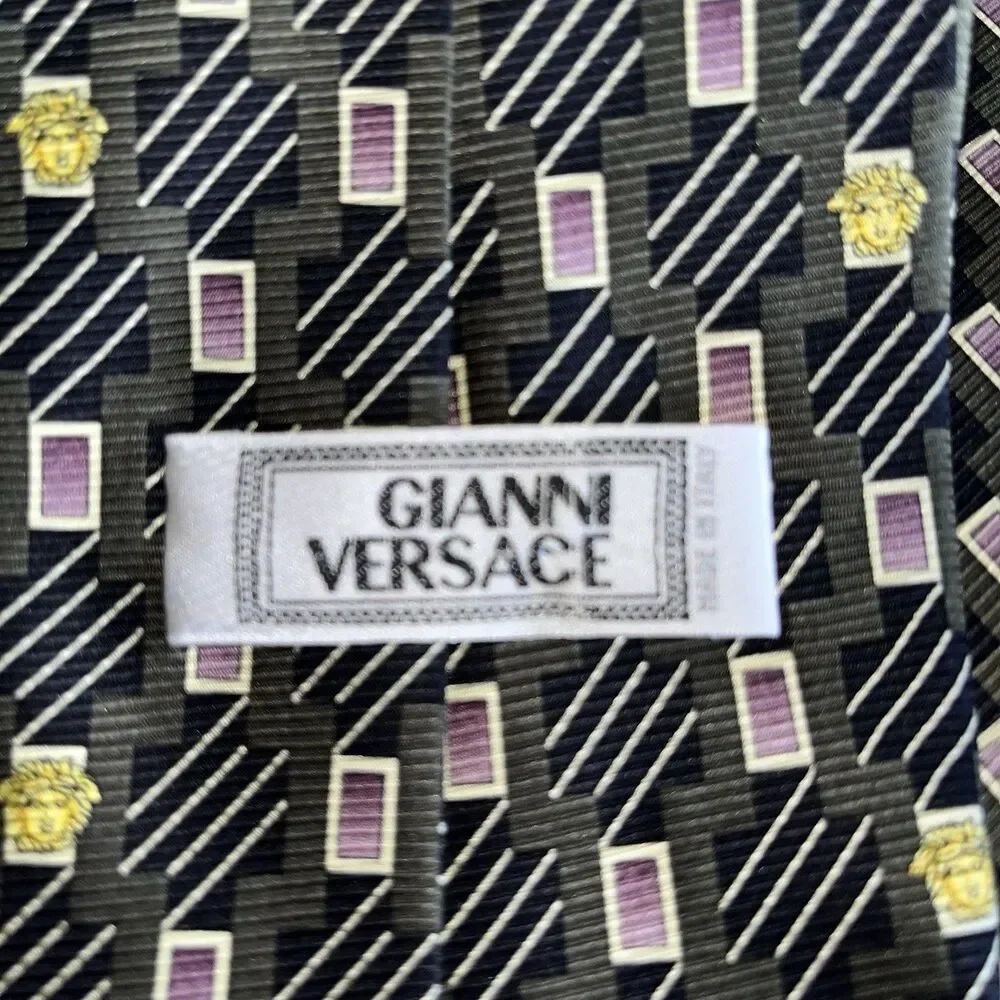 Vintage Gianni Versace Medusa Mens Tie Necktie 100% Silk Art Deco Made Italy